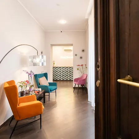 Cloud 9 Hotel 2*