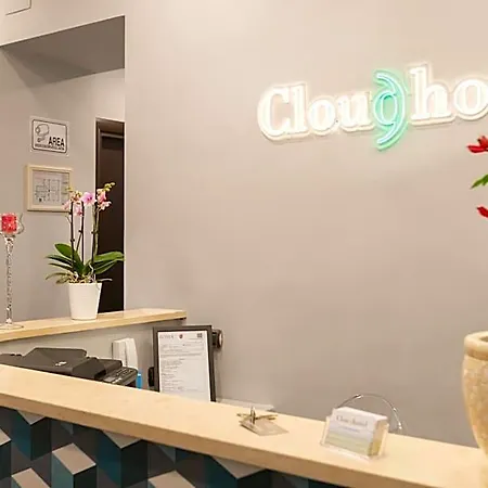 Cloud 9 Hotell