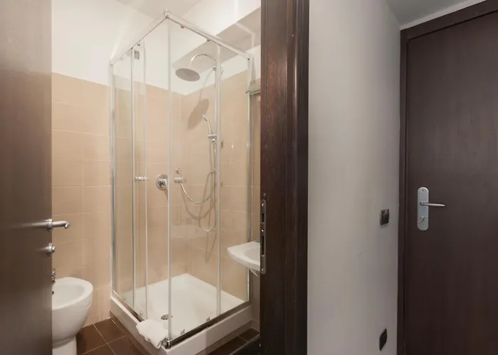 Cloud 9 Hotell